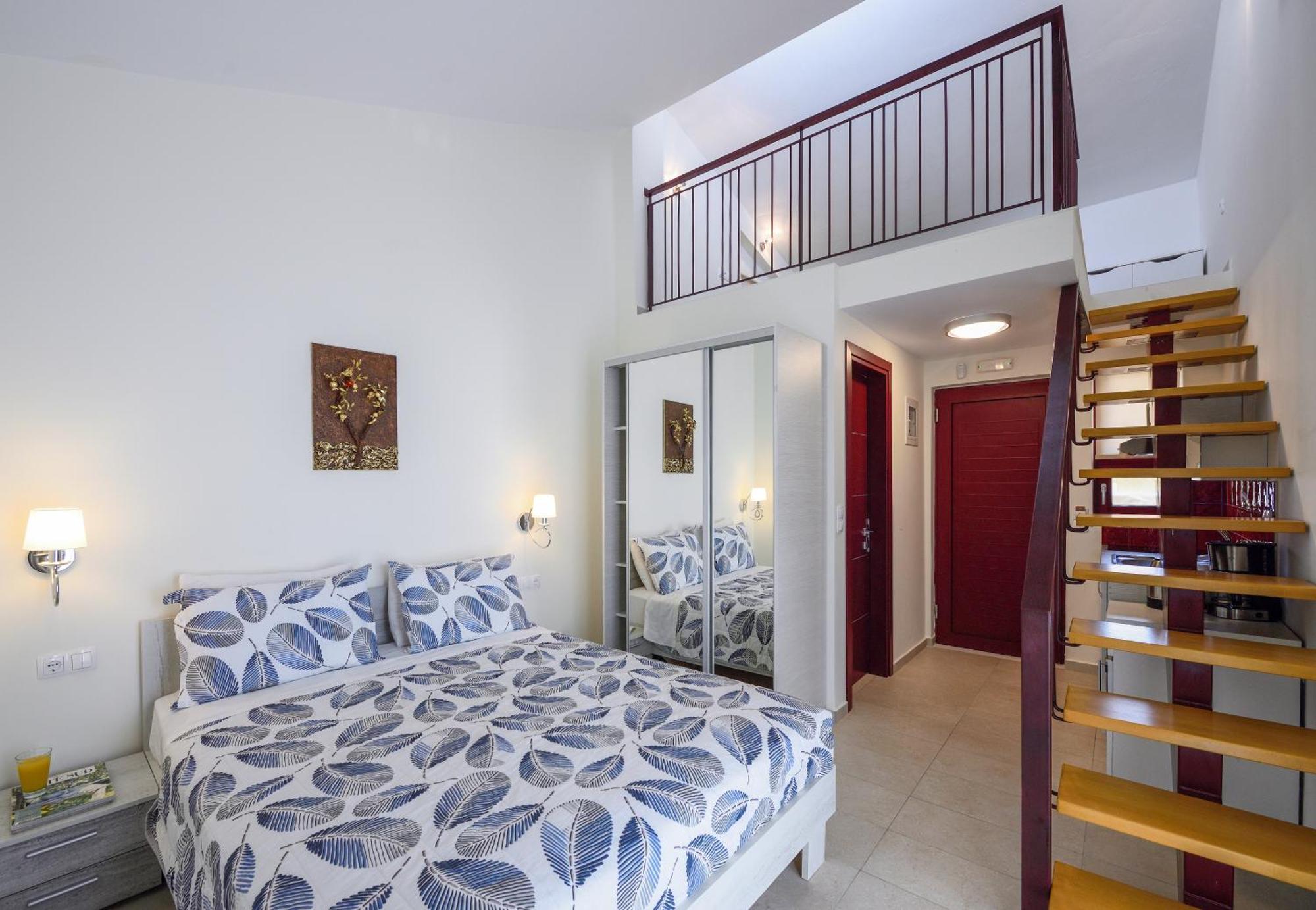 Elpiniki Luxury Rooms ネア・ポティダイア エクステリア 写真