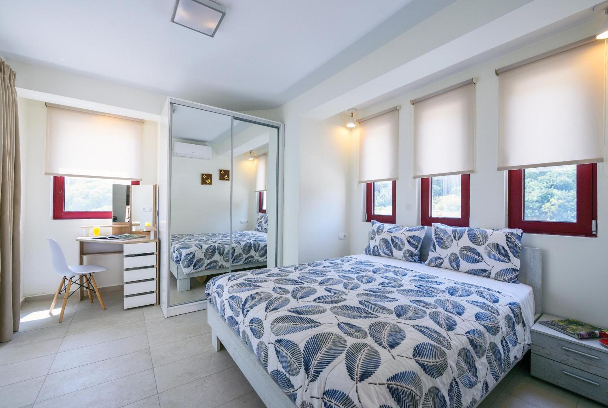 Elpiniki Luxury Rooms ネア・ポティダイア エクステリア 写真