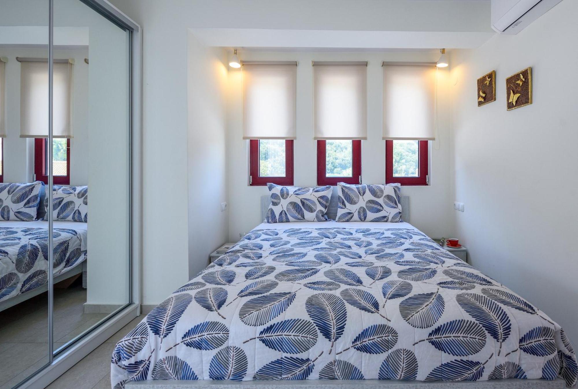 Elpiniki Luxury Rooms ネア・ポティダイア エクステリア 写真